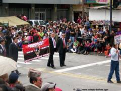 Desfile 150 Años Aniversario Colegio Bolívar Ambato 2011