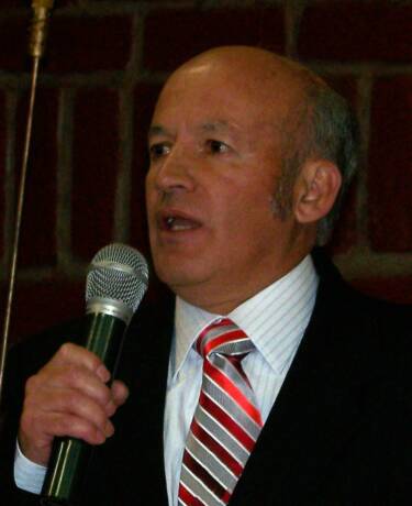 Rector Master Edgar Castellanos Real
